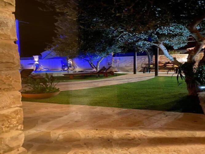 Villa Stalla With Swimming Pool Kastela Exterior photo