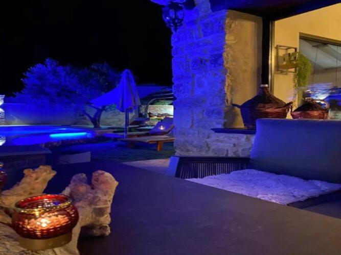 Villa Stalla With Swimming Pool Kastela Exterior photo