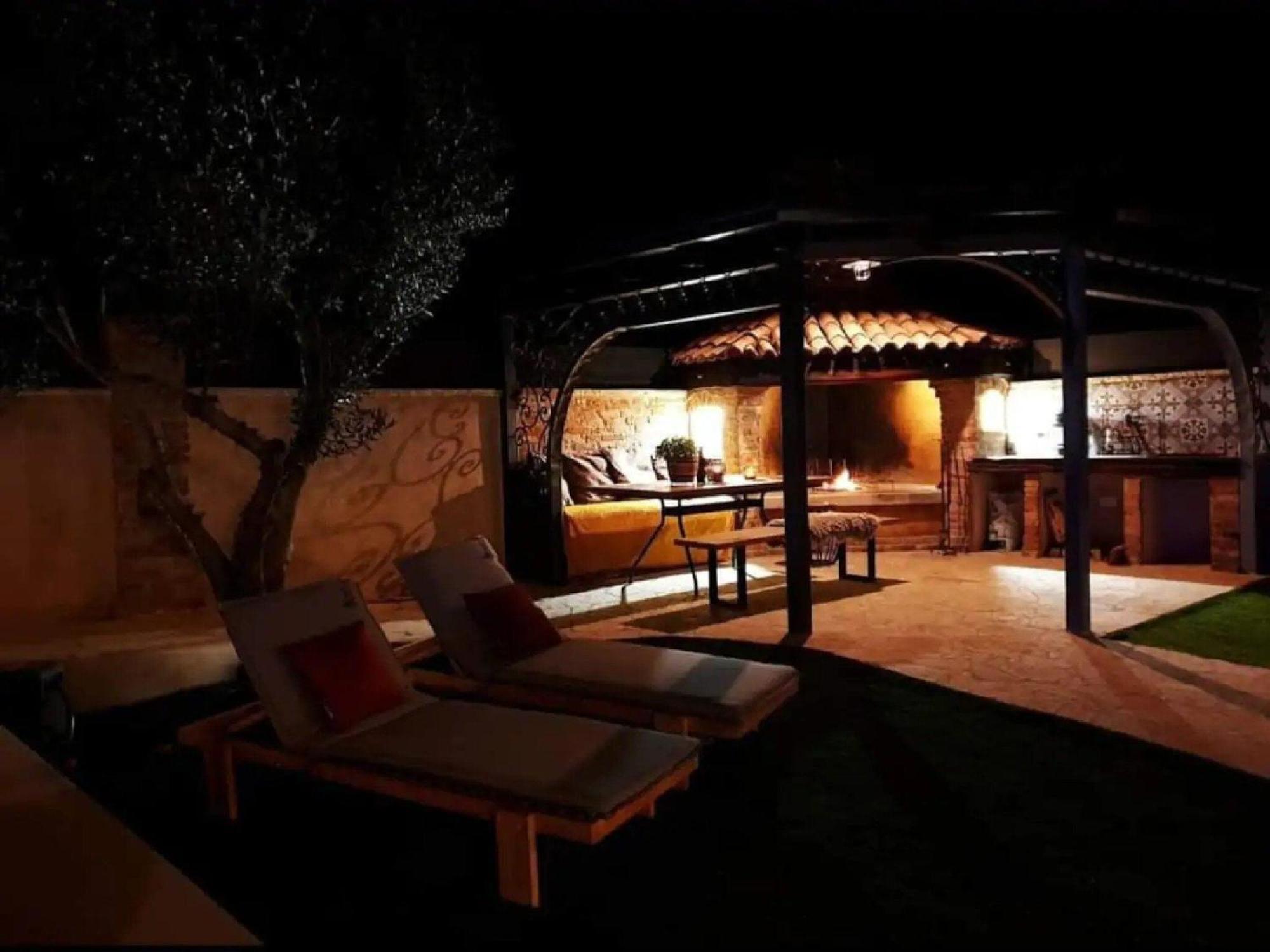 Villa Stalla With Swimming Pool Kastela Exterior photo